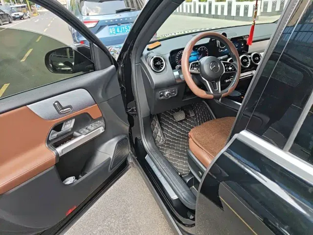 Mercedes-Benz GLB-Class — Фото автомобиля 12