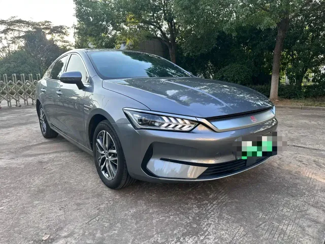 BYD Qin PLUS — Фото автомобиля 3
