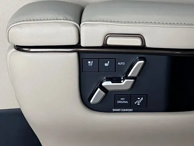 Toyota Vellfire — Фото автомобиля 28