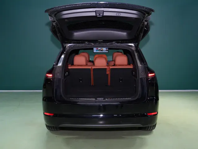 Li Auto L7 — Фото автомобиля 6