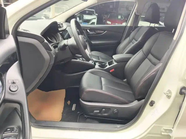Nissan Qashqai — Фото автомобиля 14