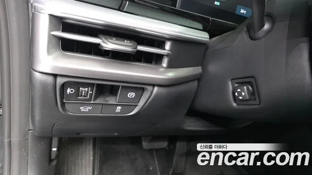 Hyundai Grandeur GN7 — Фото автомобиля 23
