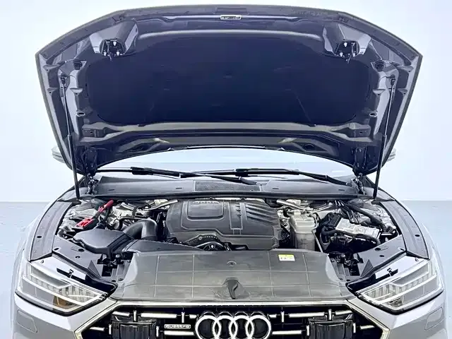 Audi A7L — Фото автомобиля 12