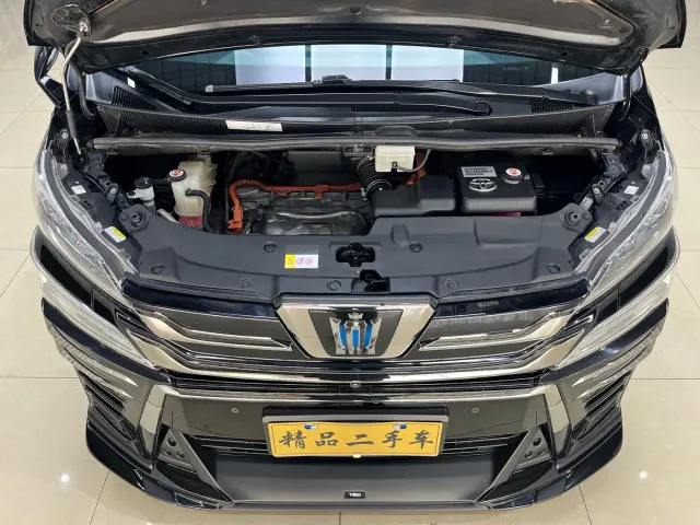 Toyota Vellfire — Фото автомобиля 16