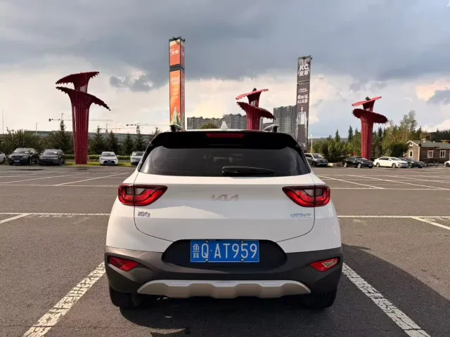 Kia KX1 — Фото автомобиля 3