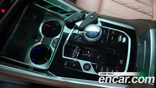 BMW X6 xDrive40i M Sport — Фото автомобиля 9