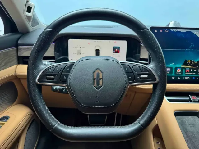 Aito M5 — Фото автомобиля 14