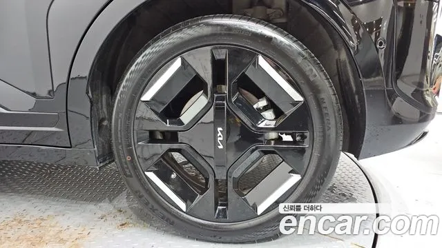 Kia EV3 Long Range 2WD — Фото автомобиля 20