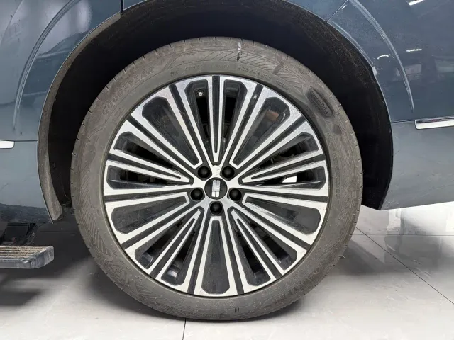 Geely Galaxy M9 — Фото автомобиля 15