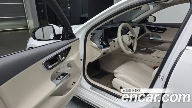 Mercedes-Benz E-Class E-класс W214 E300 4MATIC Exclusive — Фото автомобиля 10
