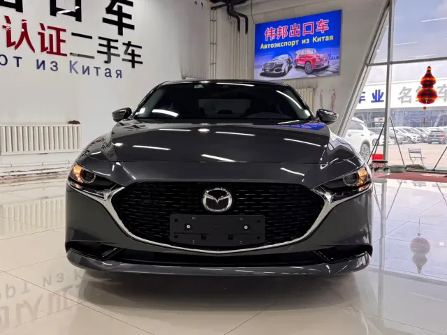 Mazda Axela — Фото автомобиля 2