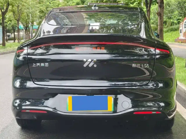 IM Motors LS6 — Фото автомобиля 4