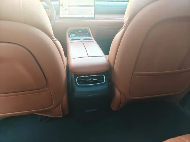 Changan Qiyuan Q07 — Фото автомобиля 11