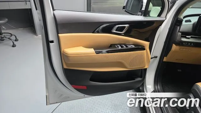 Kia Canival Carnival 4 поколение Бензин 9 мест Noblesse — Фото автомобиля 24