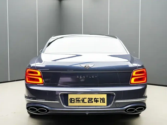 Bentley Flying Spur — Фото автомобиля 5