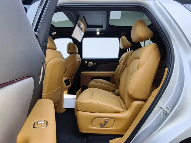 IM Motors LS8 — Фото автомобиля 10