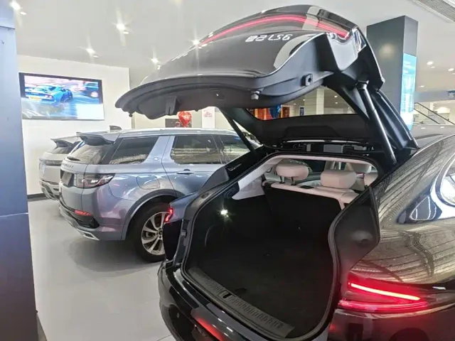 IM Motors LS6 — Фото автомобиля 14
