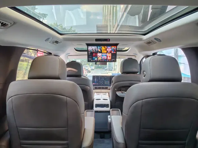 Li Auto MEGA — Фото автомобиля 22