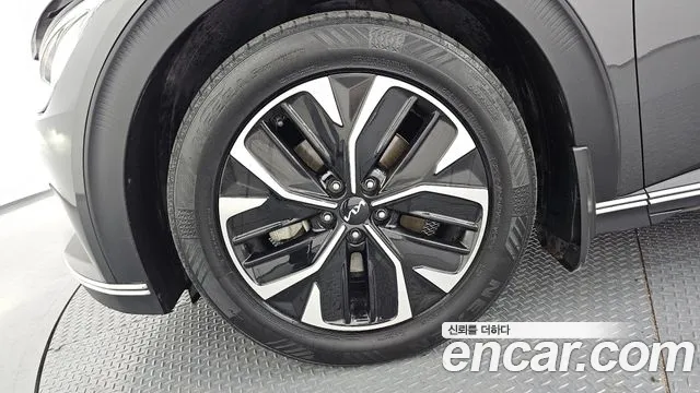 Kia EV6 — Фото автомобиля 5