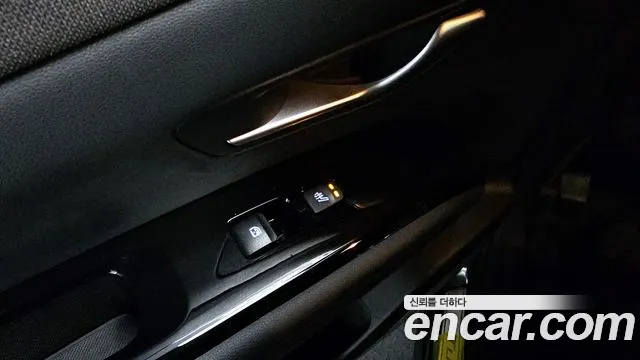 Hyundai Tucson Tucson (NX4) Дизель 2.0 2WD — Фото автомобиля 19