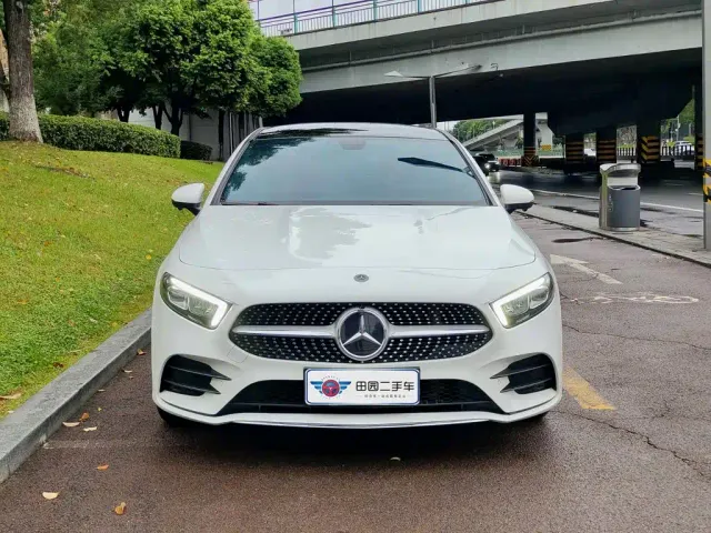 Mercedes-Benz A-Class — Фото автомобиля 2