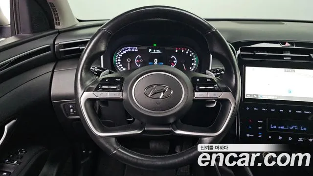 Hyundai Tucson Tucson (NX4) Бензин 1.6 турбо 2WD — Фото автомобиля 15