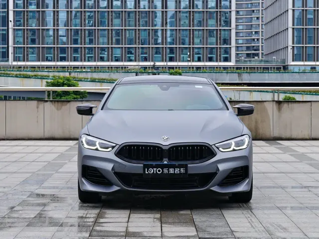 BMW 8 Series — Фото автомобиля 2