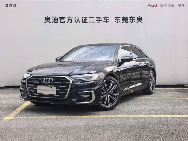Фотография автомобиля — Audi A6L