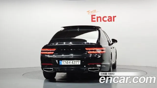 Genesis G80 Бензин 2.5 турбо AWD — Фото автомобиля 4