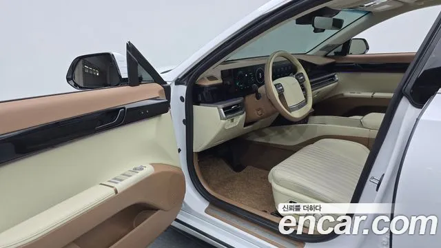 Hyundai Grandeur GN7 — Фото автомобиля 11