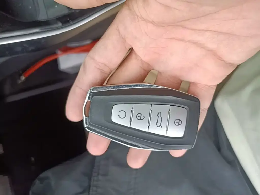 Geely Boyue L 2023 1.5TD DCT Premium — Фото автомобиля 11