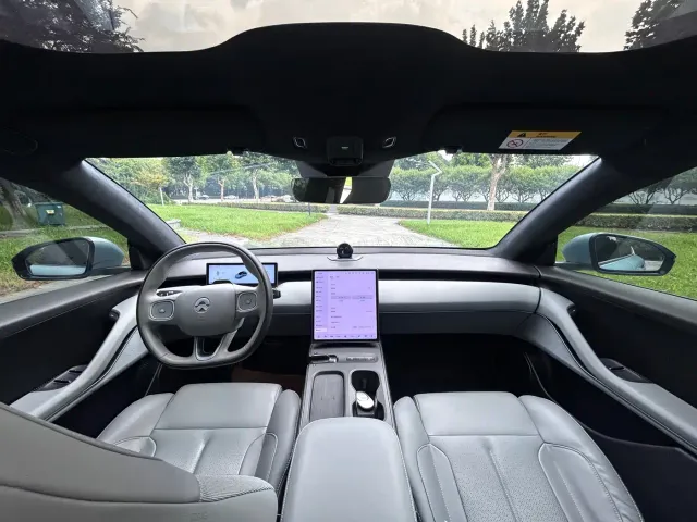 Nio ET5 — Фото автомобиля 14