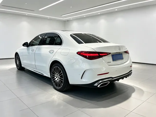Mercedes-Benz C-Class — Фото автомобиля 16