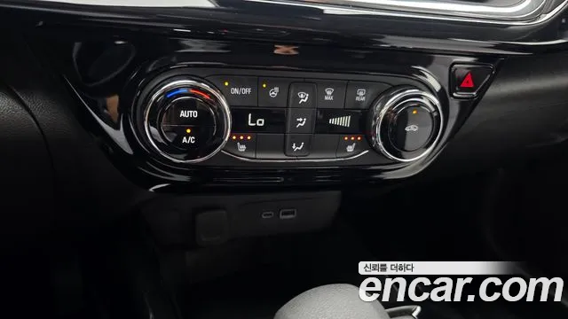 ChevroletGMDaewoo Trax Trax Кроссовер 1.2 Red Line — Фото автомобиля 28