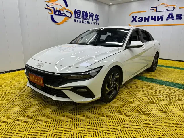 Фотография автомобиля — Hyundai Elantra