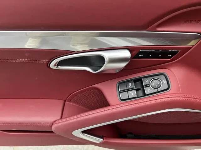 Porsche 718 — Фото автомобиля 18