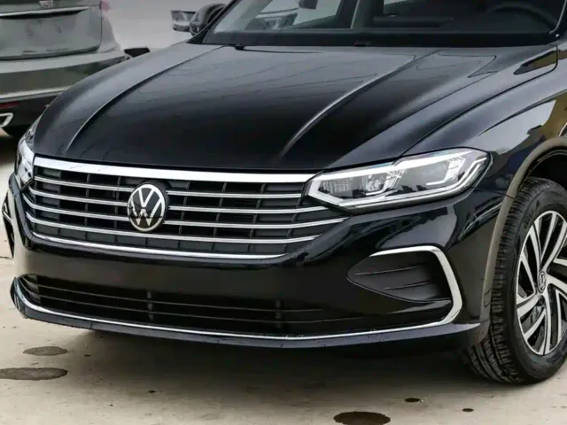 Volkswagen Lavida — Фото автомобиля 5