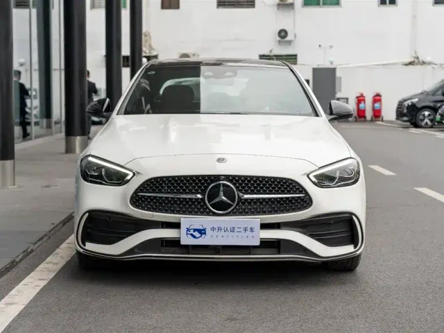Mercedes-Benz C-Class — Фото автомобиля 4