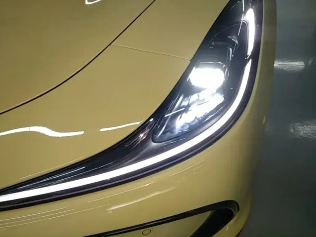 IM Motors L6 — Фото автомобиля 23