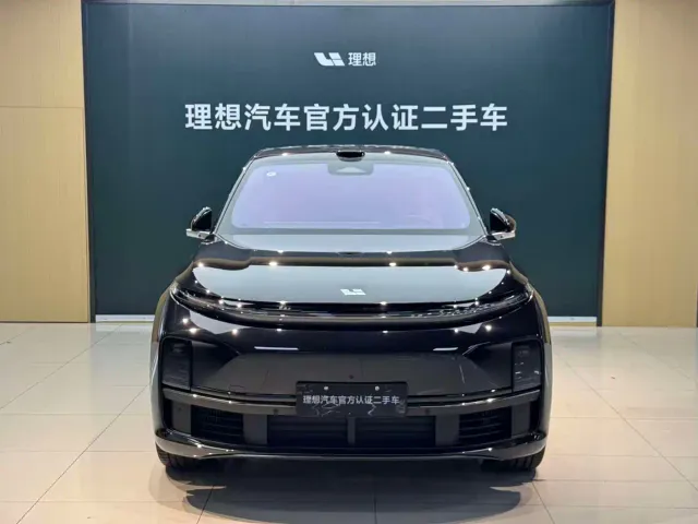 Li Auto L7 — Фото автомобиля 2