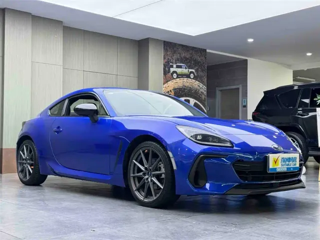 Subaru BRZ — Фото автомобиля 3