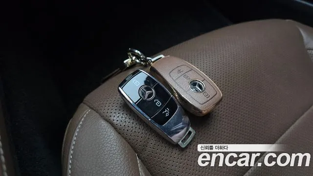 Mercedes-Benz E-Class W213 — Фото автомобиля 25