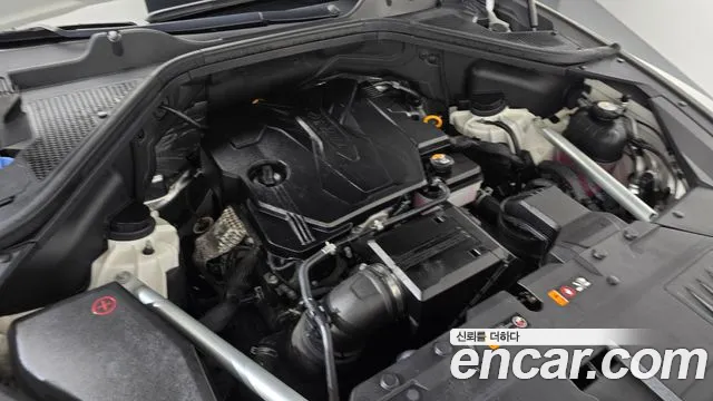 Genesis GV80 2.5T Бензин AWD — Фото автомобиля 6