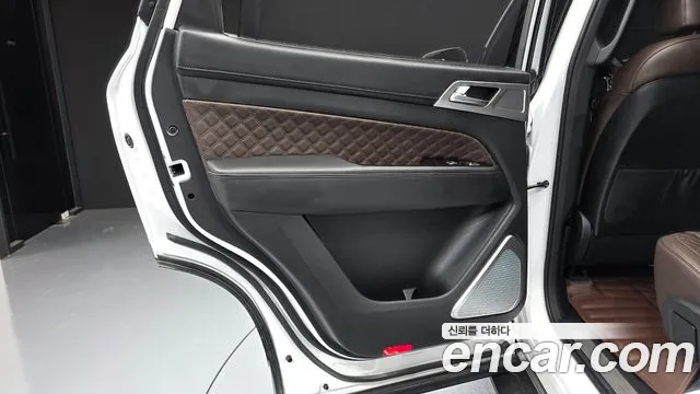 KG_Mobility_Ssangyong Rexton All Rexton Дизель 2.2 4WD — Фото автомобиля 23