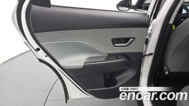 Hyundai Kona Kona (SX2) Бензин 1.6 турбо 2WD — Фото автомобиля 25