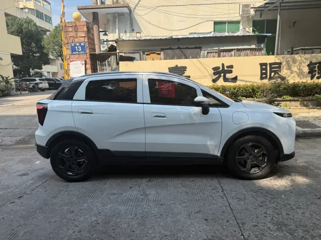 Geely Geometry E Firefly — Фото автомобиля 4