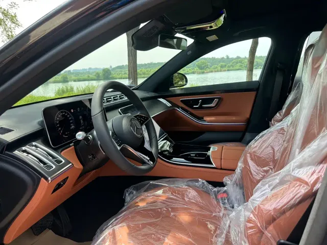 Mercedes-Benz S-Class — Фото автомобиля 6