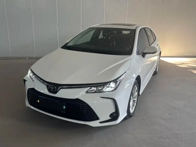Фотография автомобиля — Toyota Corolla