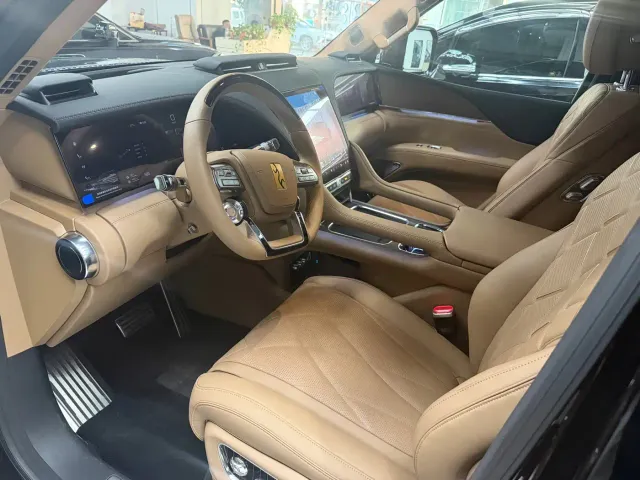 BYD U8L — Фото автомобиля 4