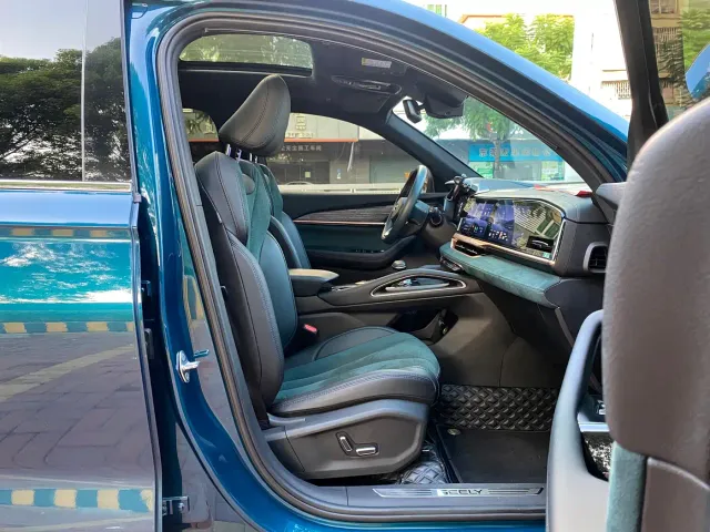 Geely Xingyue L — Фото автомобиля 15